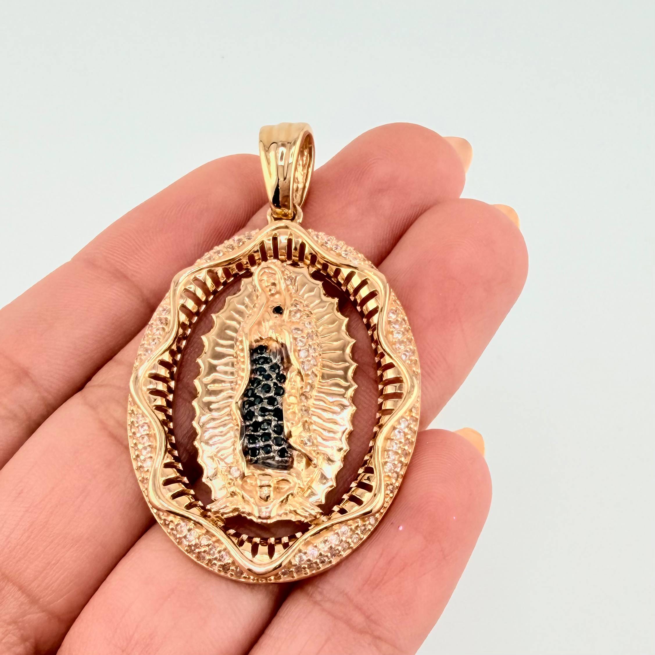 Dije Marco Virgen Guadalupe 15.25gr / 5cm / Oro Amarillo 18K *