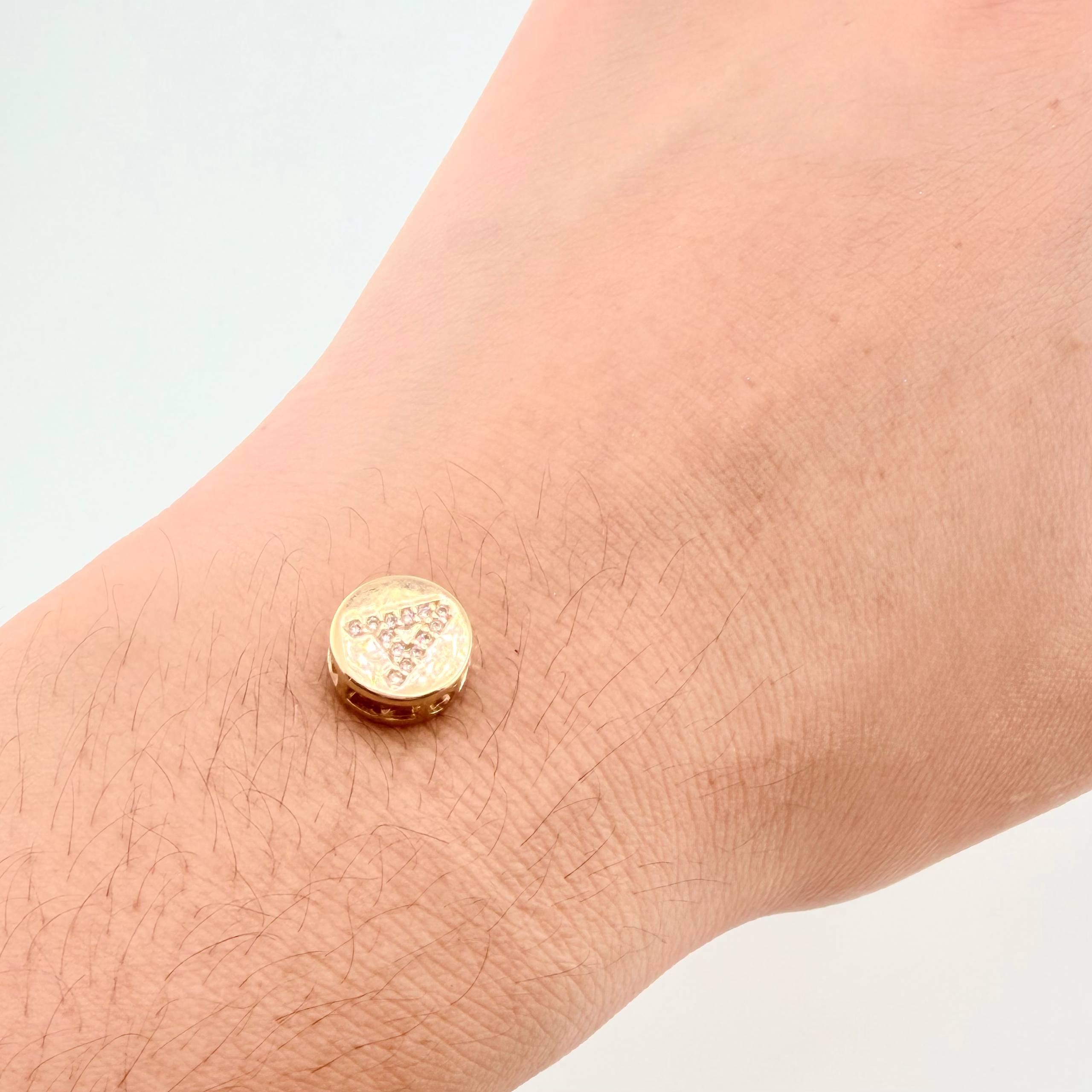 Dije Herraje Letra A 1.55gr / 1cm / Oro Amarillo 18K *