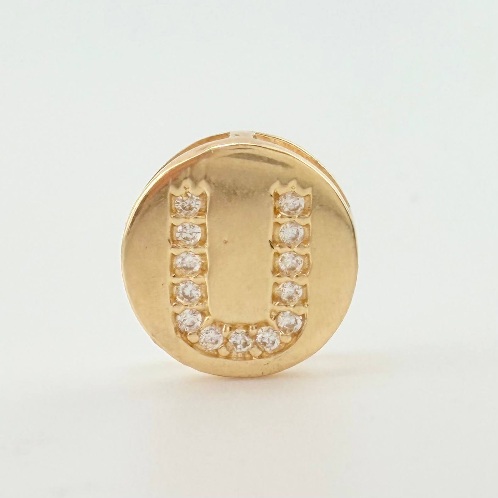 Dije Herraje Letra U 1.35gr / 1cm / Oro Amarillo 18K *