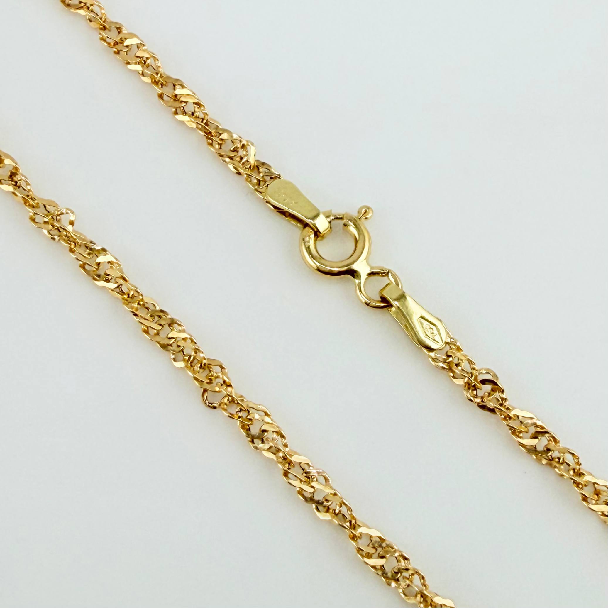 Cadena Singapur 2.15gr / 50cm / 2.3mm Oro Amarillo +3 18K