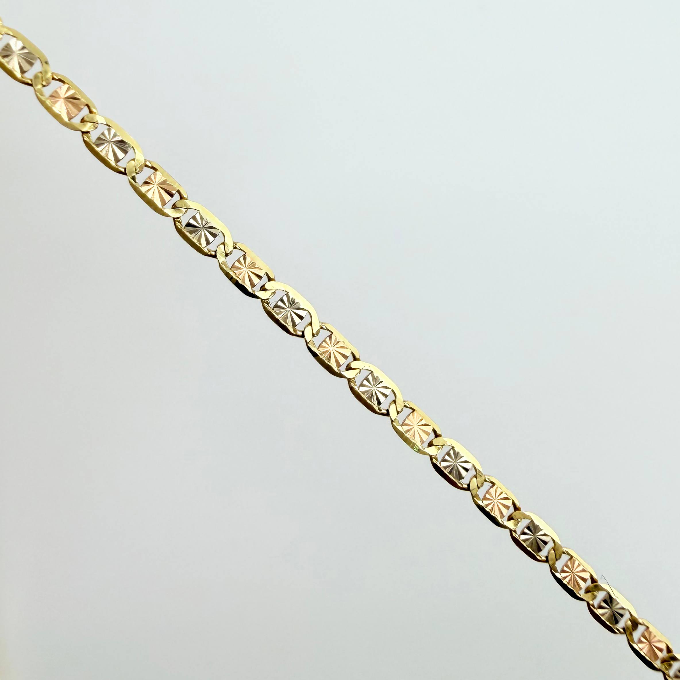 Cadena Plana 2.1gr / 45cm / 1.8mm Tres Oros +3 18K