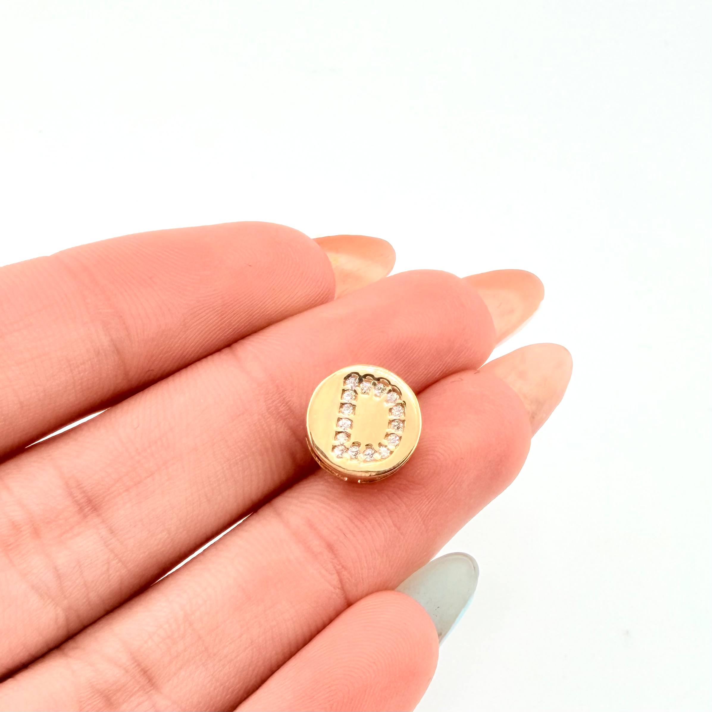 Dije Herraje Letra D 1.3gr / 1cm / Oro Amarillo 18K *