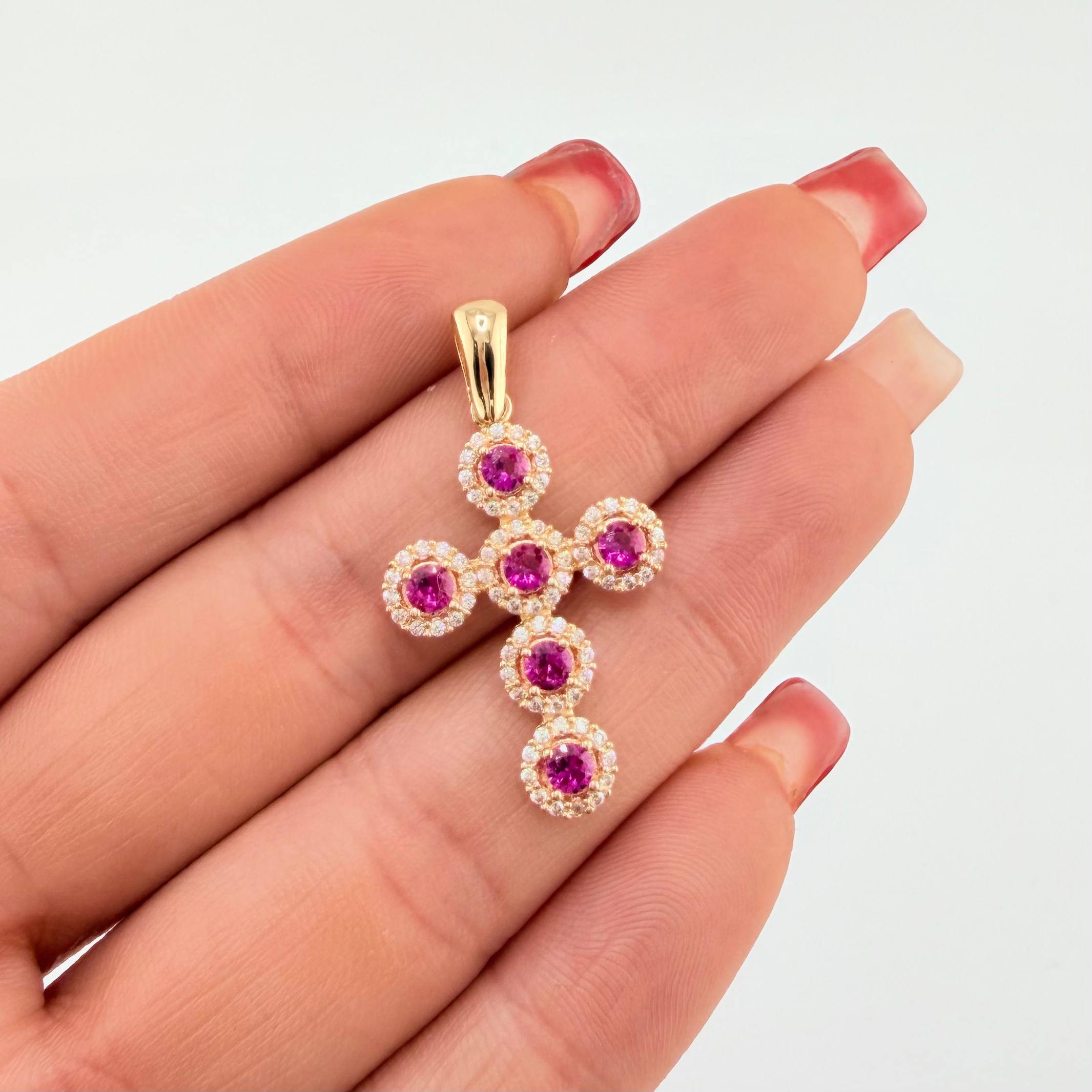 Dije Cruz Tupida 2.9gr / 3.3cm / Oro Amarillo 18K ©