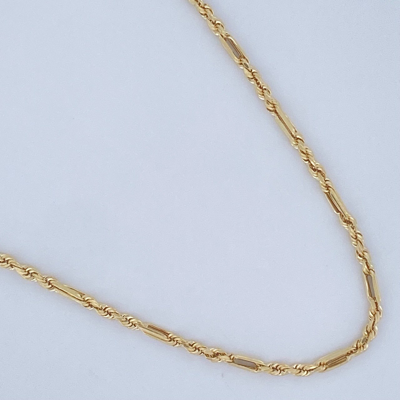 Cadena Lazo G 5.7gr / 61.3cm / Oro Amarillo +3 18K $