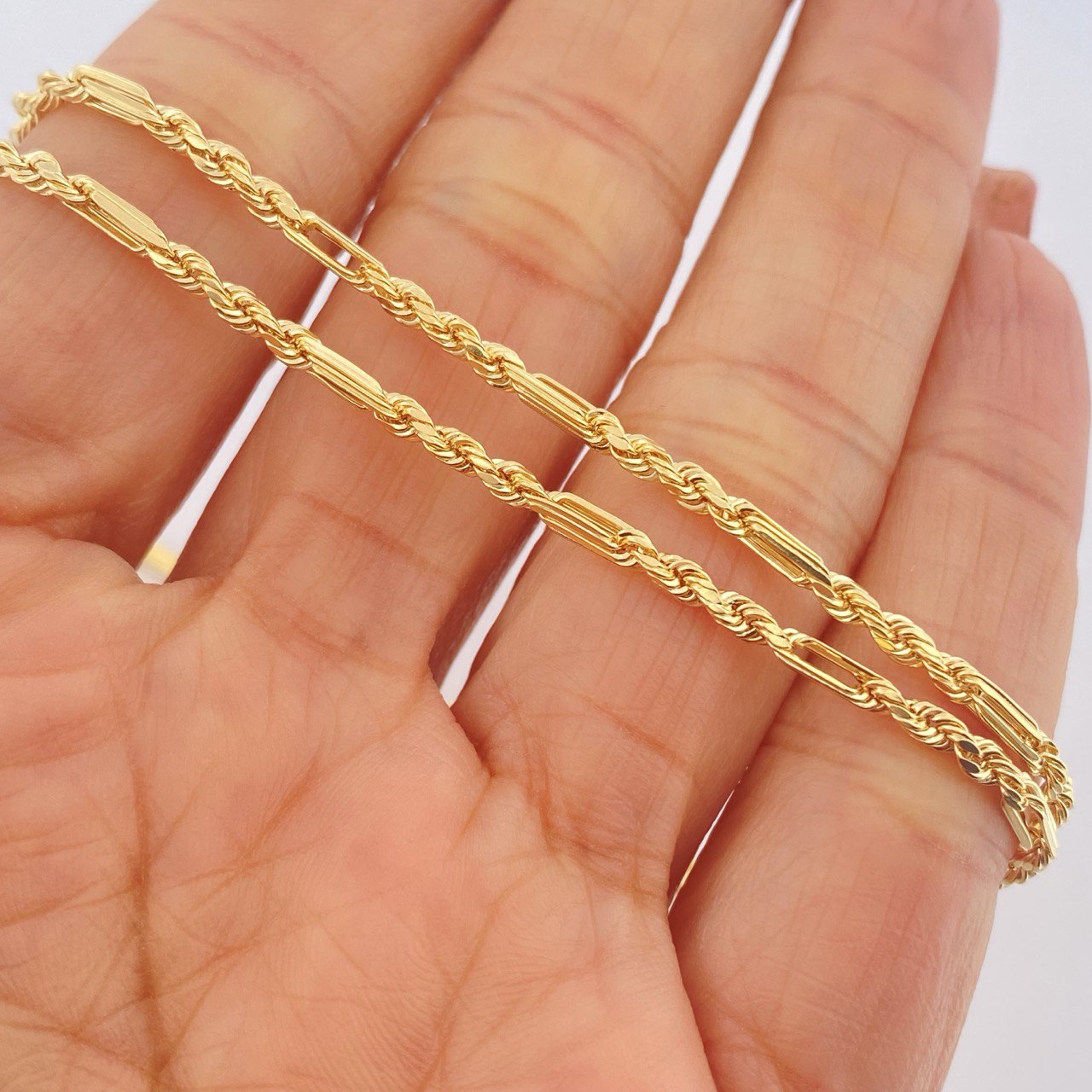 Cadena Lazo G 5.8gr / 61.3cm / Oro Amarillo +3 18K &