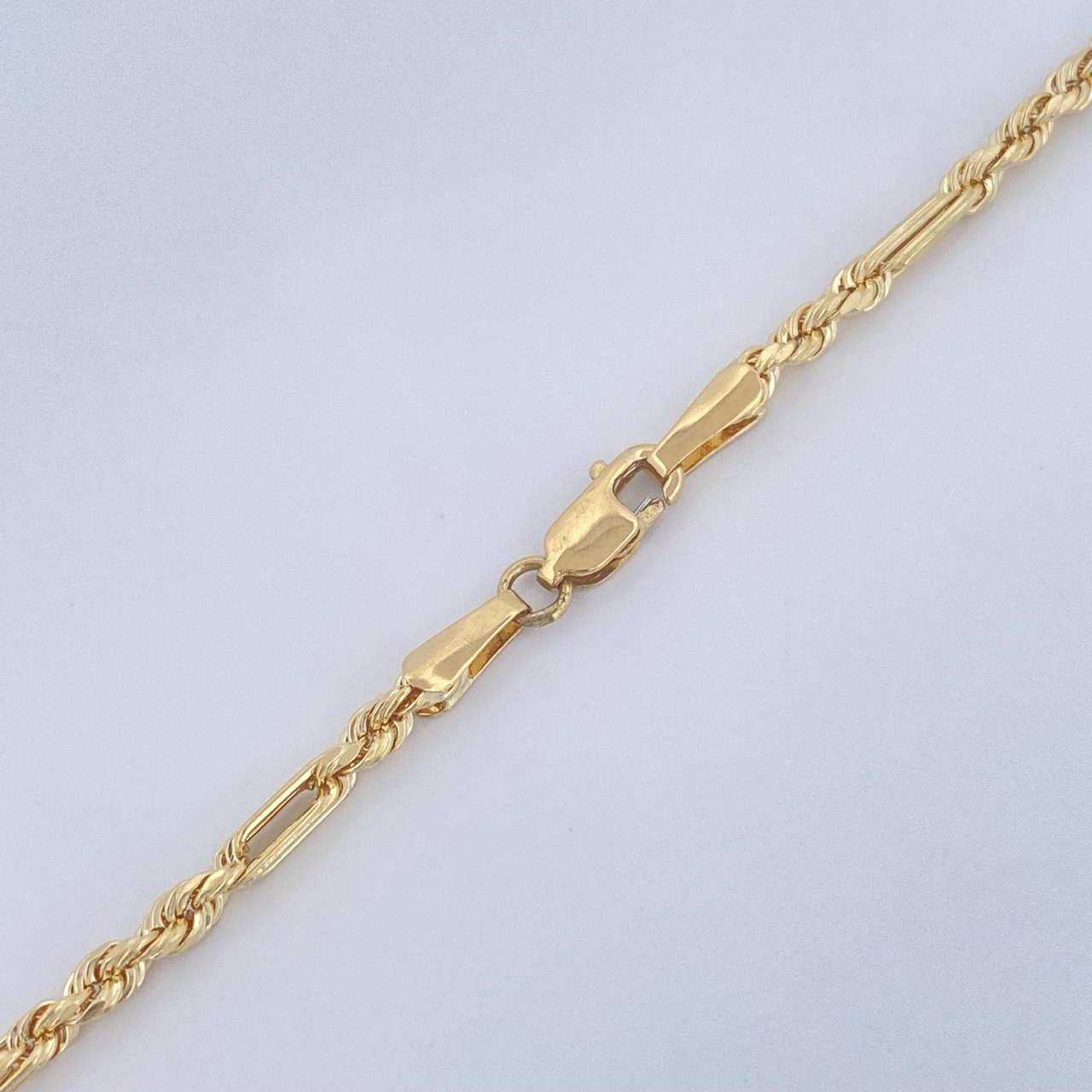 Cadena Lazo G 5.75gr / 61.3cm / Oro Amarillo +3 18K &