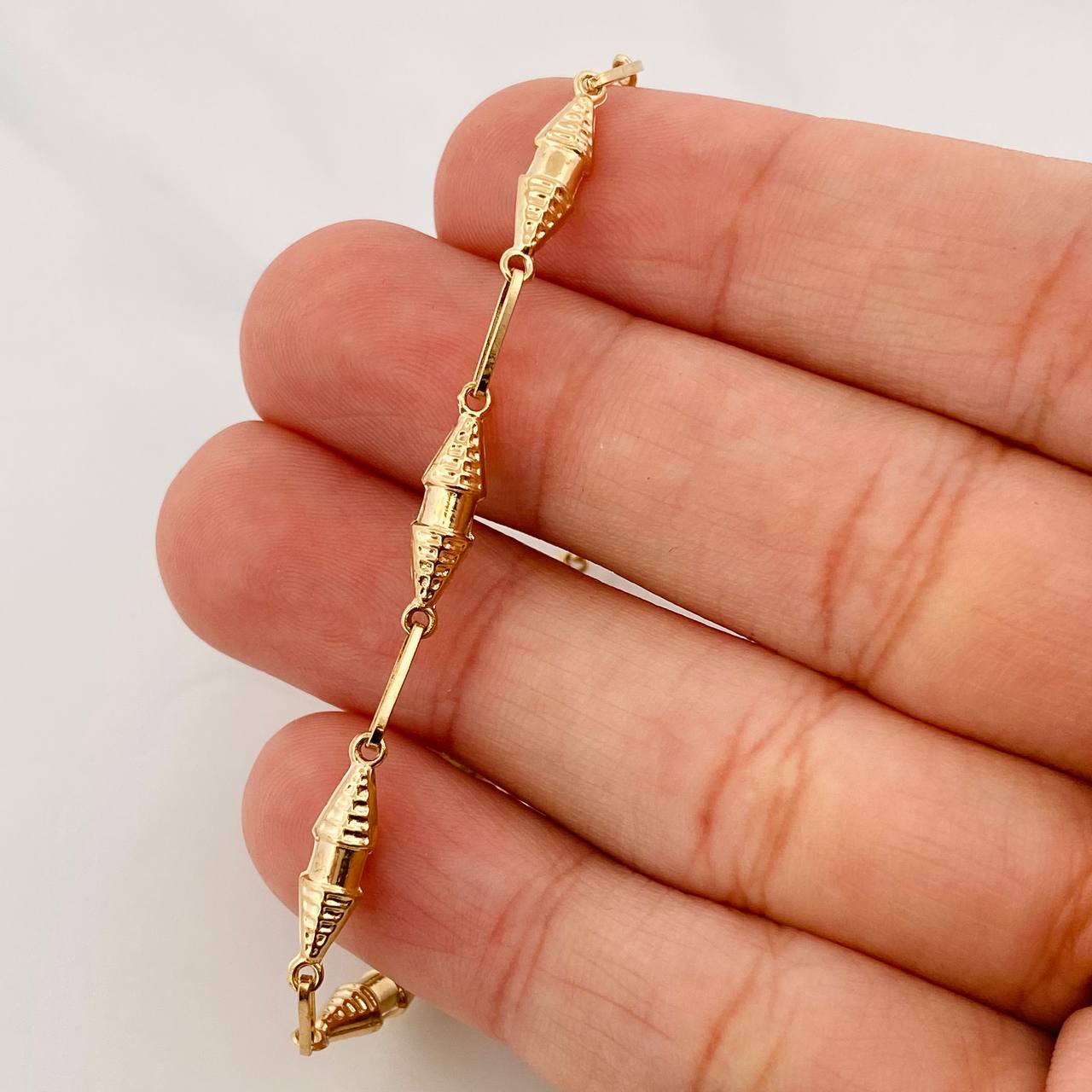 Pulso Rustica Dubai 3.35g / 21.5cm / 3.38mm Oro Amarillo 18K