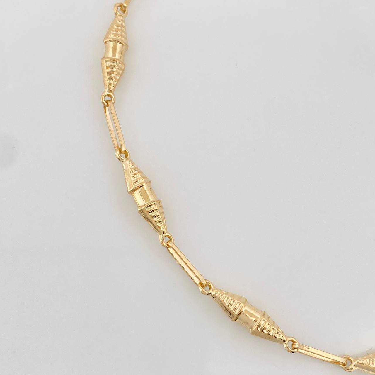 Pulso Rustica Dubai 3.35g / 21.5cm / 3.38mm Oro Amarillo 18K