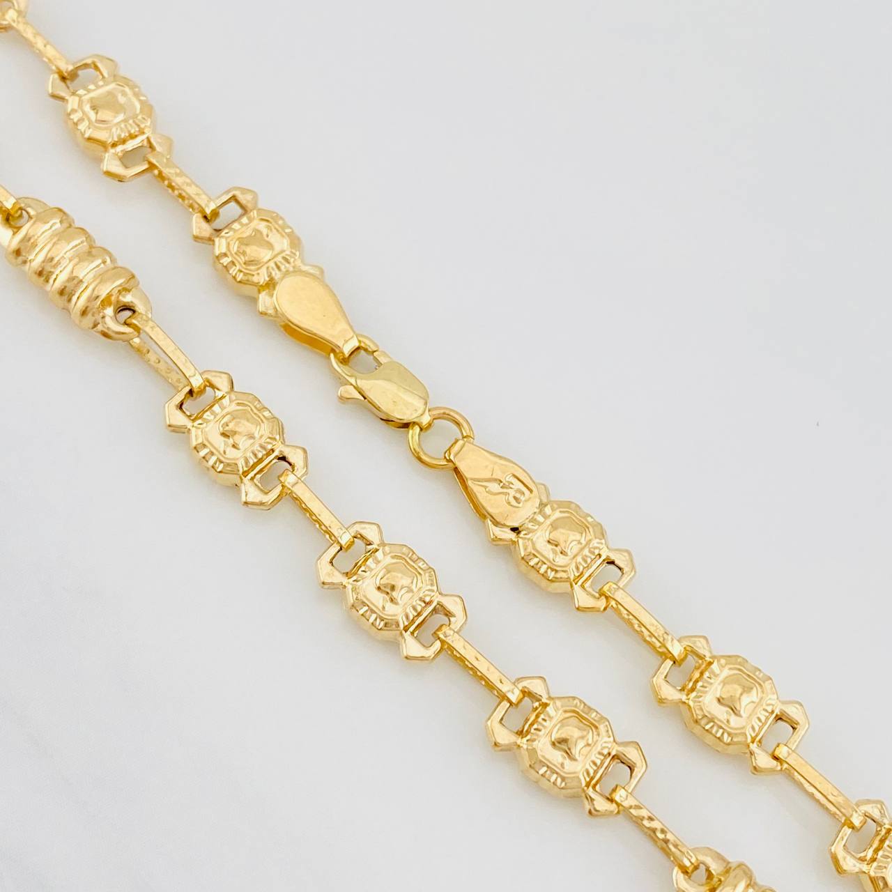 Cadena Rustica Barril Rayado 13.15g / 60cm / 4.6mm Oro Amarillo 18K