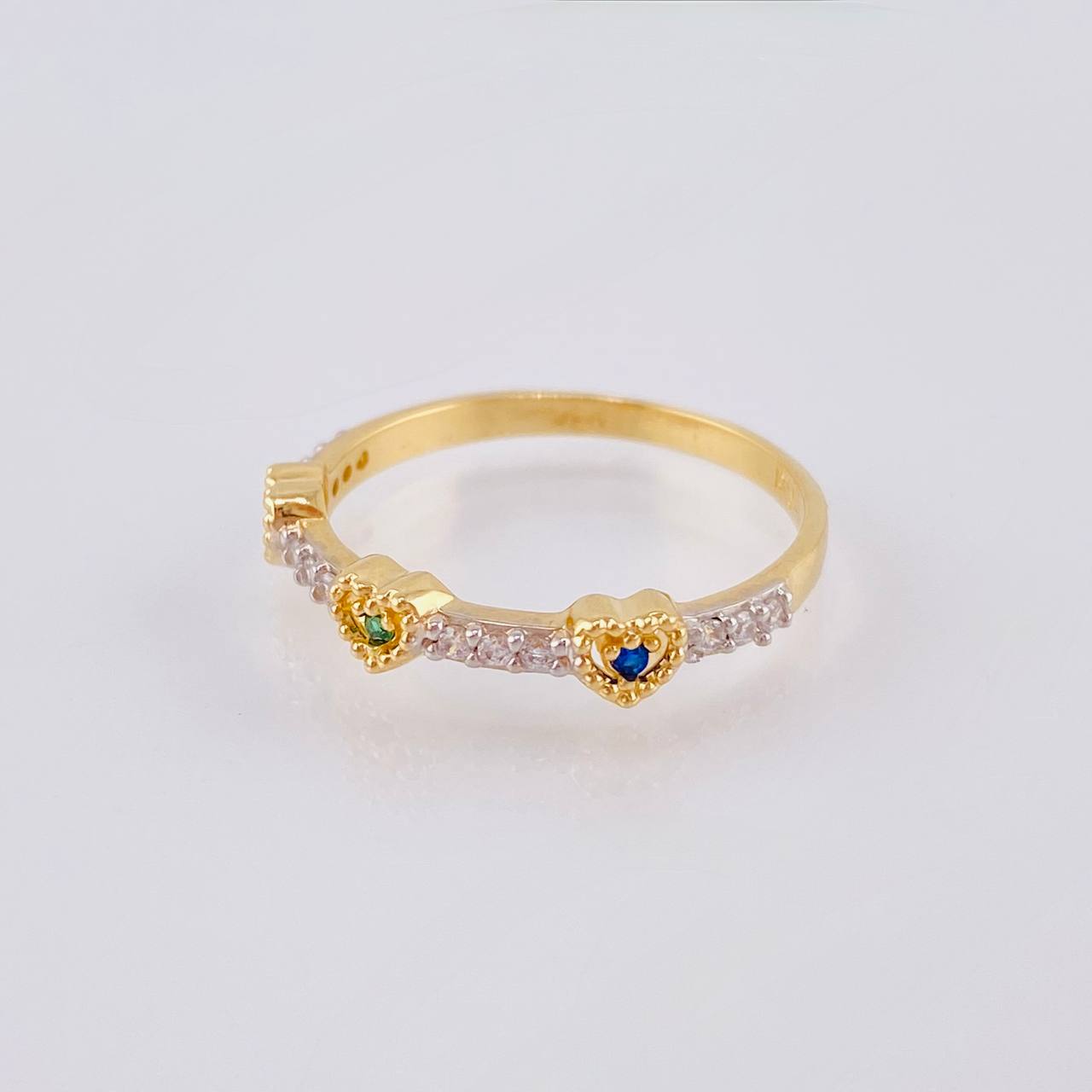 Anillo Trio De Corazones 2.05 g / T7 1/2 Oro Amarillo 18K
