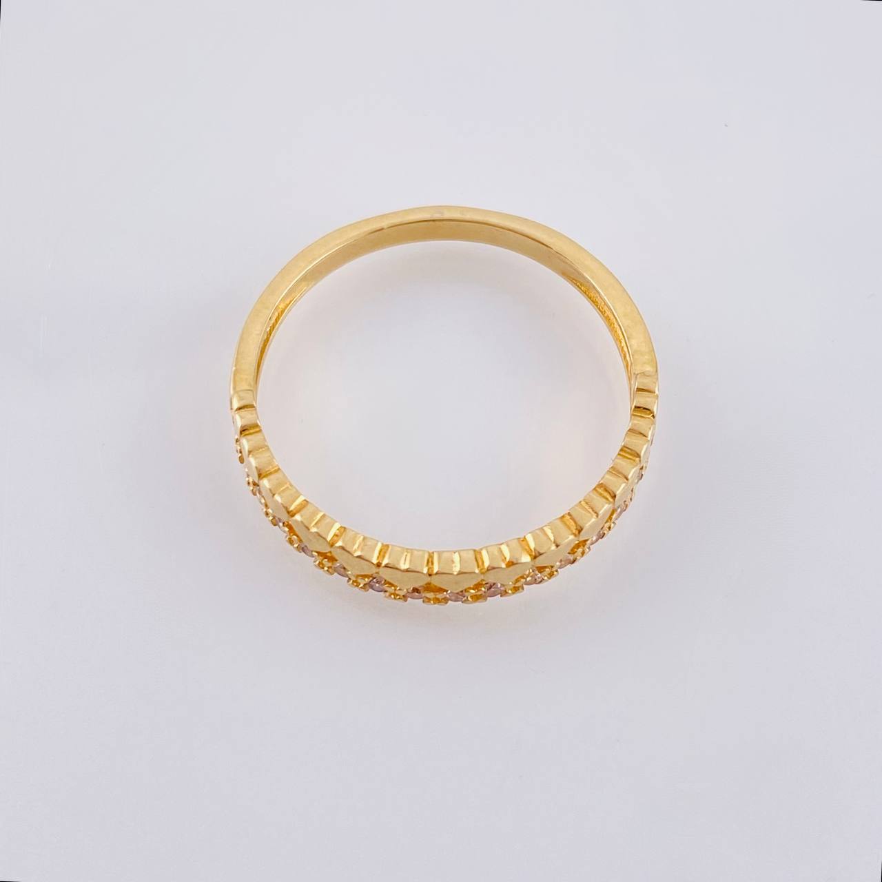 Anillo Solitario Carril Corazones 2.35 g / T6 1/2 Oro Amarillo 18K