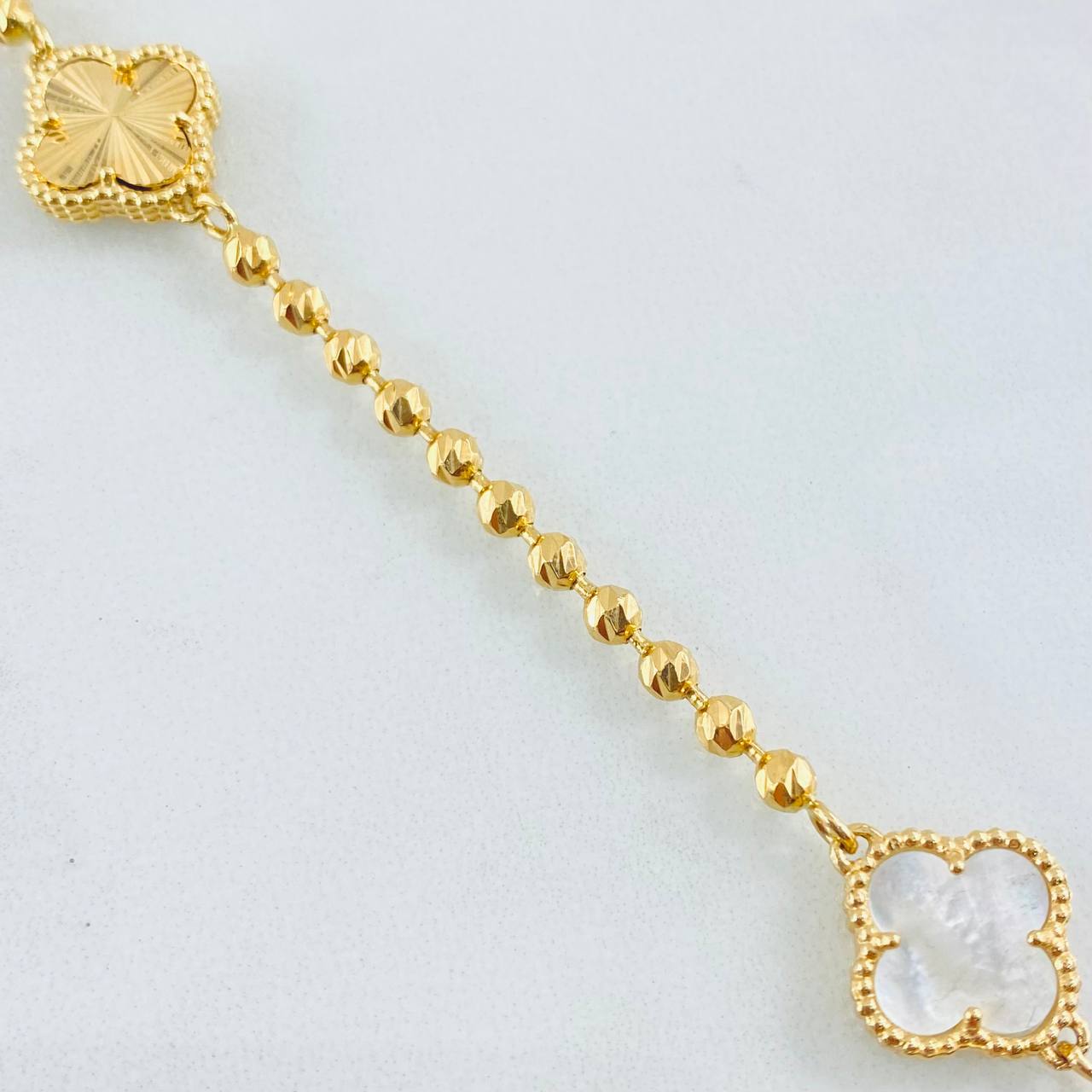 Cadena Militar Trebol Blanco 19.15gr / 45cm / Oro Amarillo Nac.Esp. 18K ©
