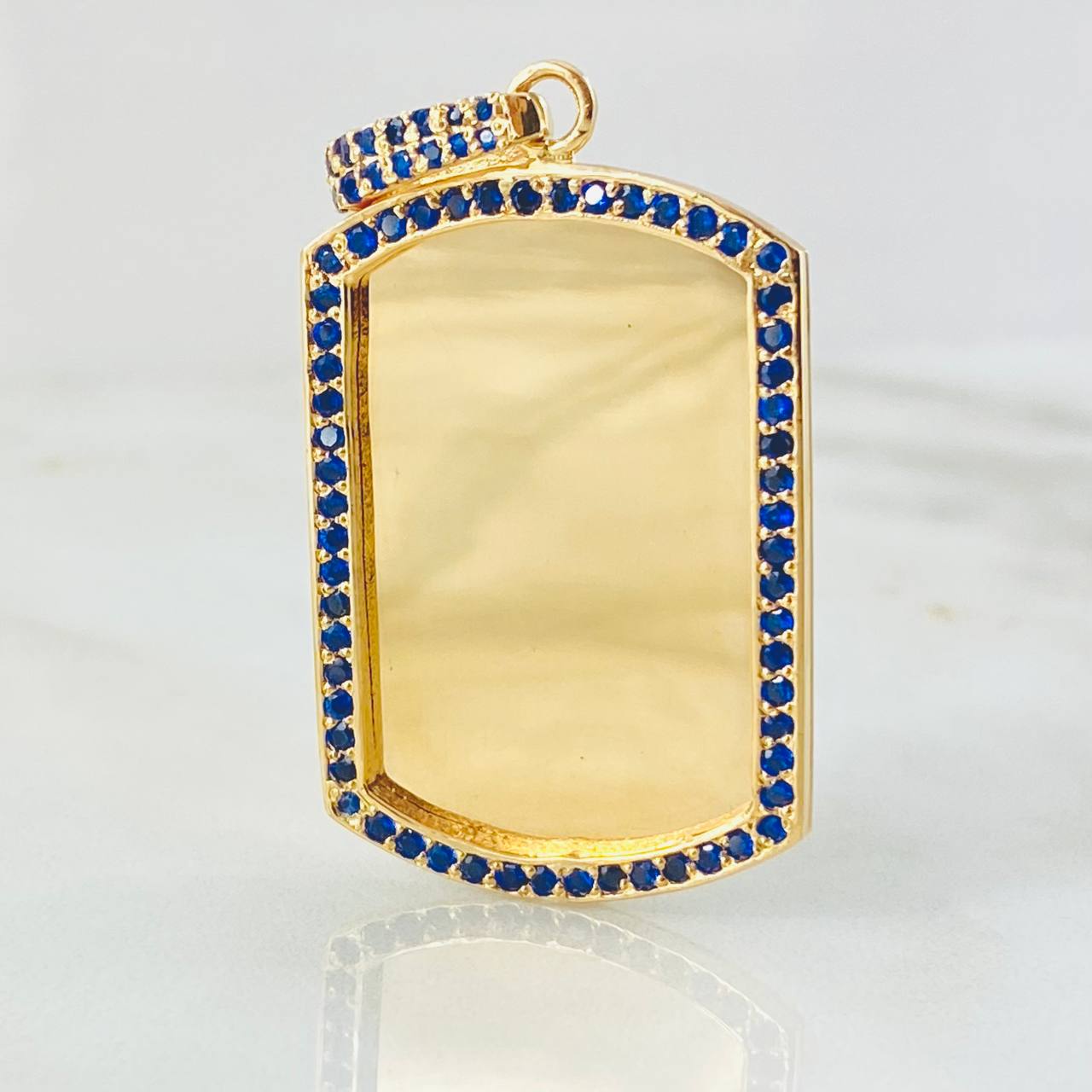Dije Placa Rectangular 9.45gr / 4.7cm / Oro Amarillo 18K