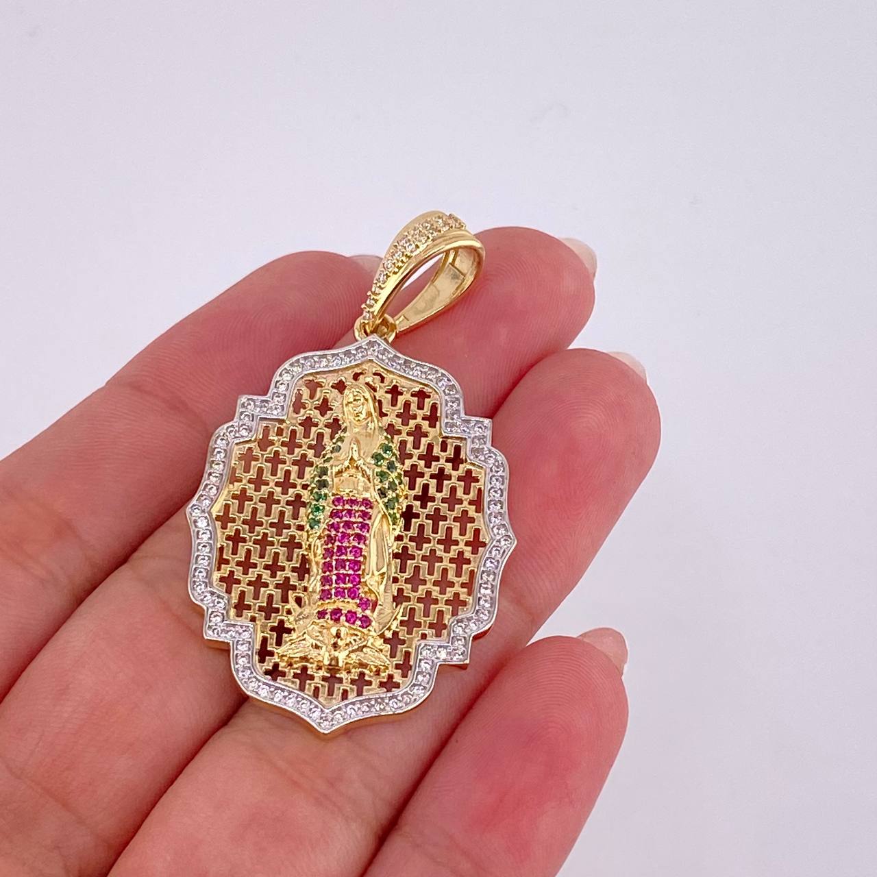 Dije Virgen De Guadalupe Enmallada 8.4 g / 5 cm Dos Oros Amarillo Blanco 18K