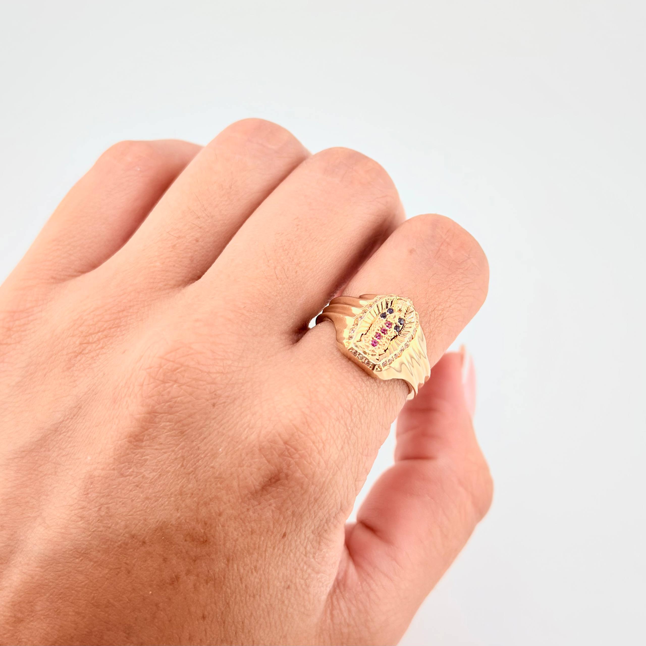 Anillo Virgen Guadalupe 4.55 g / T7 1/4 Oro Amarillo 18K