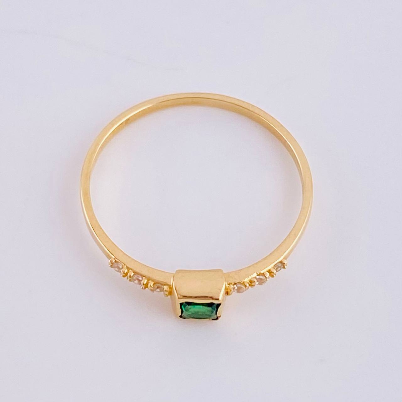Anillo Solitario Cuadricular 1.1 g / T6 1/4 Oro Amarillo 18K