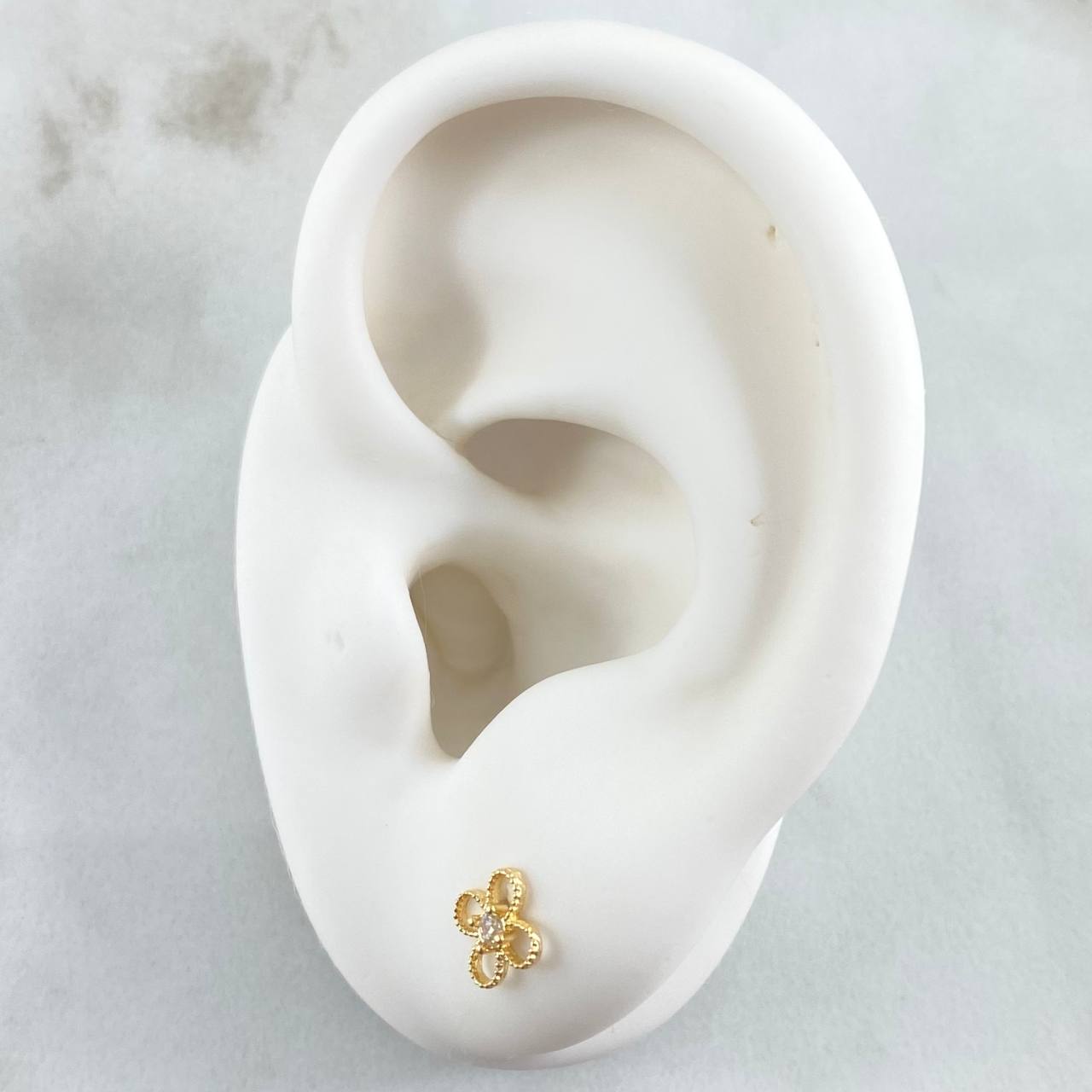 Topos Flor 0.65gr / Oro 18K