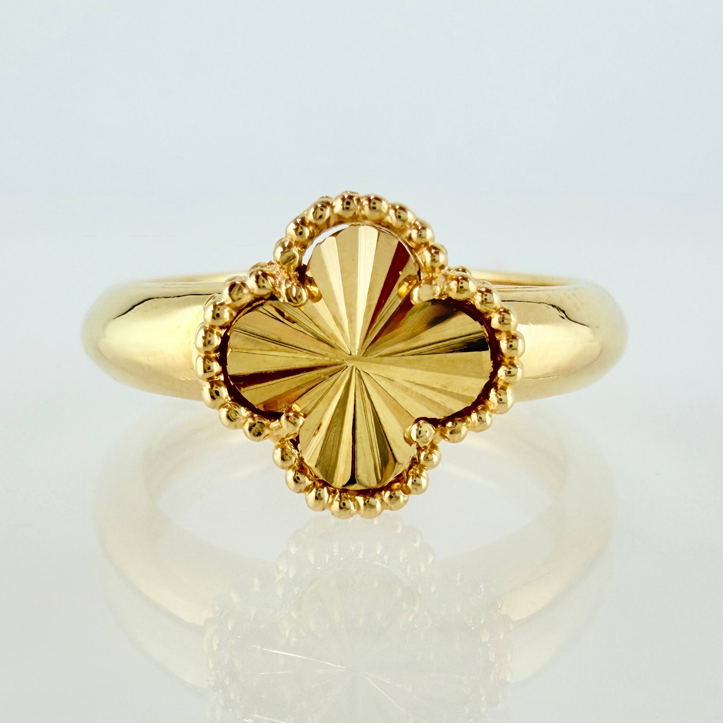 Anillo Trebol Dorado 3.15gr / T7 / Oro Amarillo Nac.Esp. 18K