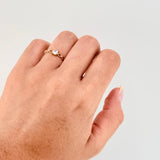 Anillo Solitario Ojos 1.05gr / T5 3/4 / Oro Amarillo 18K