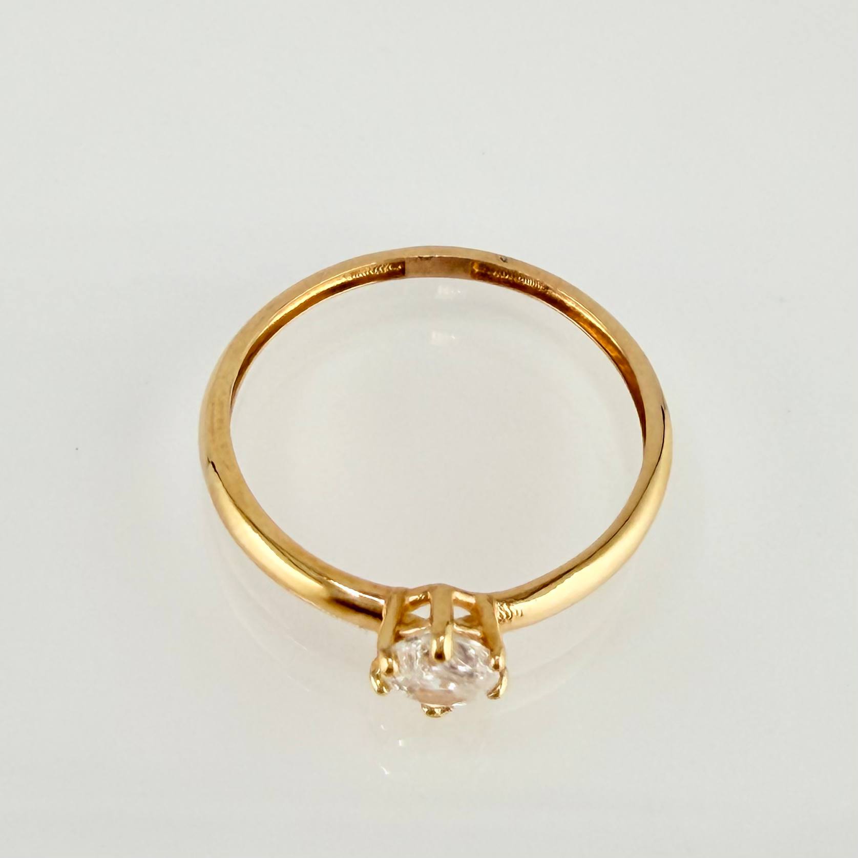 Anillo Solitario Circular 1.2gr / T6 3/4 / Oro Amarillo 18K
