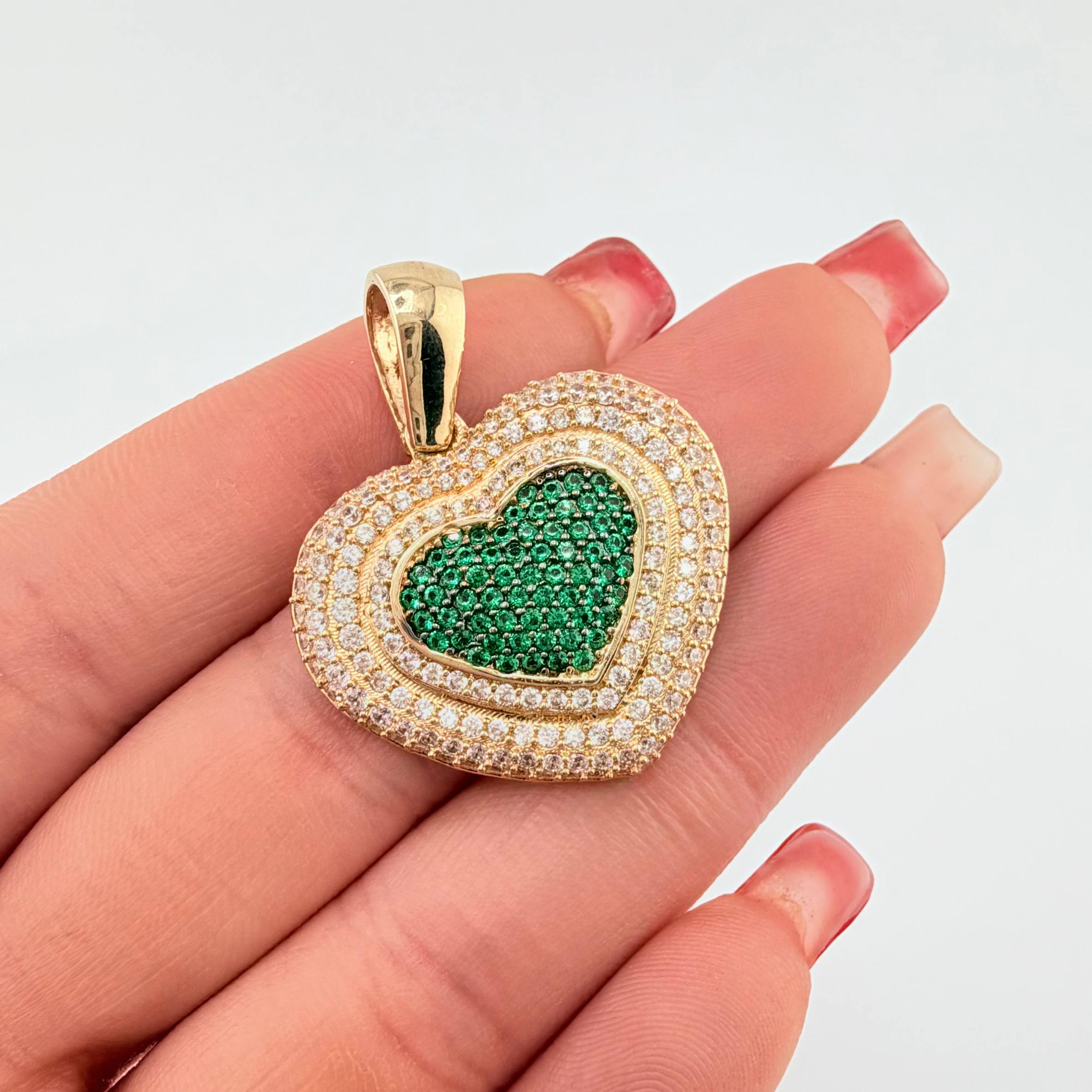 Dije Halo Corazon Tupido 9.6gr / 3.4cm / Oro Amarillo 18K ©