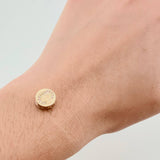 Dije Herraje Letra C 1.3gr / 1cm / Oro Amarillo 18K *