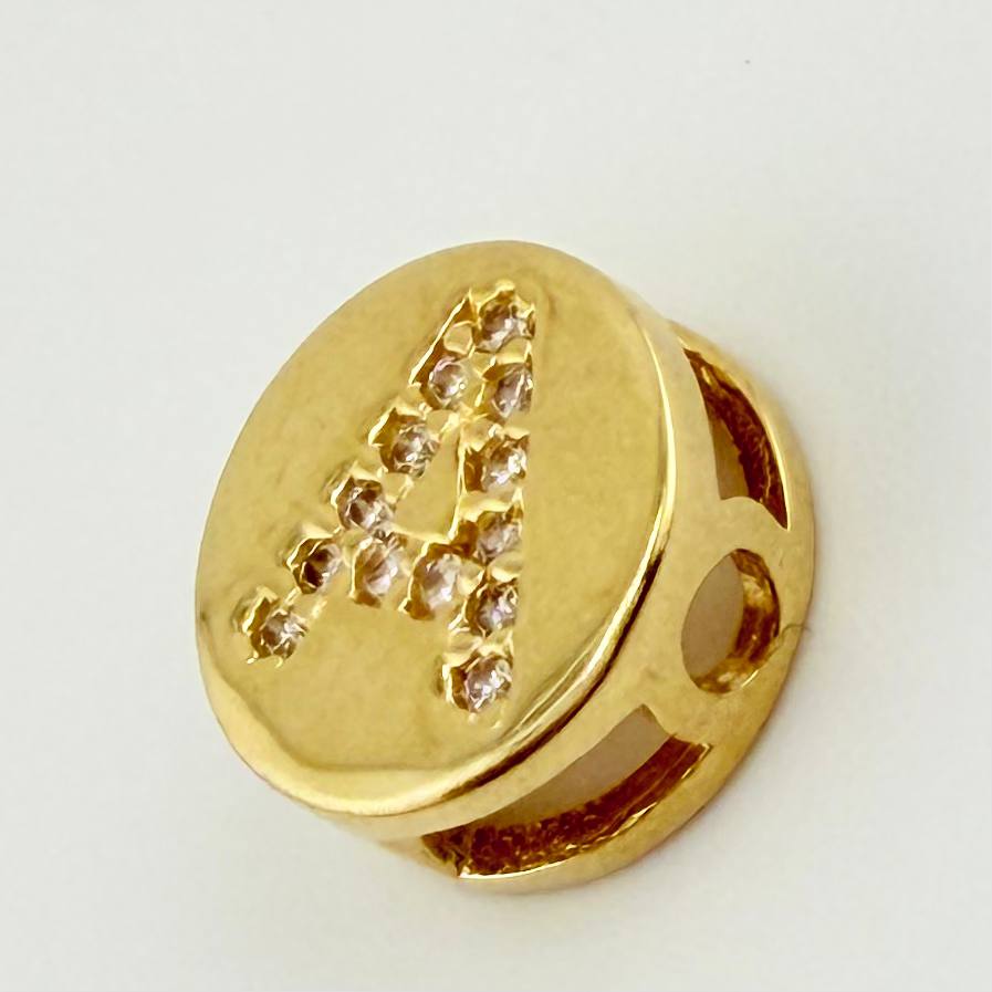 Dije Herraje Letra A 1.55gr / 1cm / Oro Amarillo 18K
