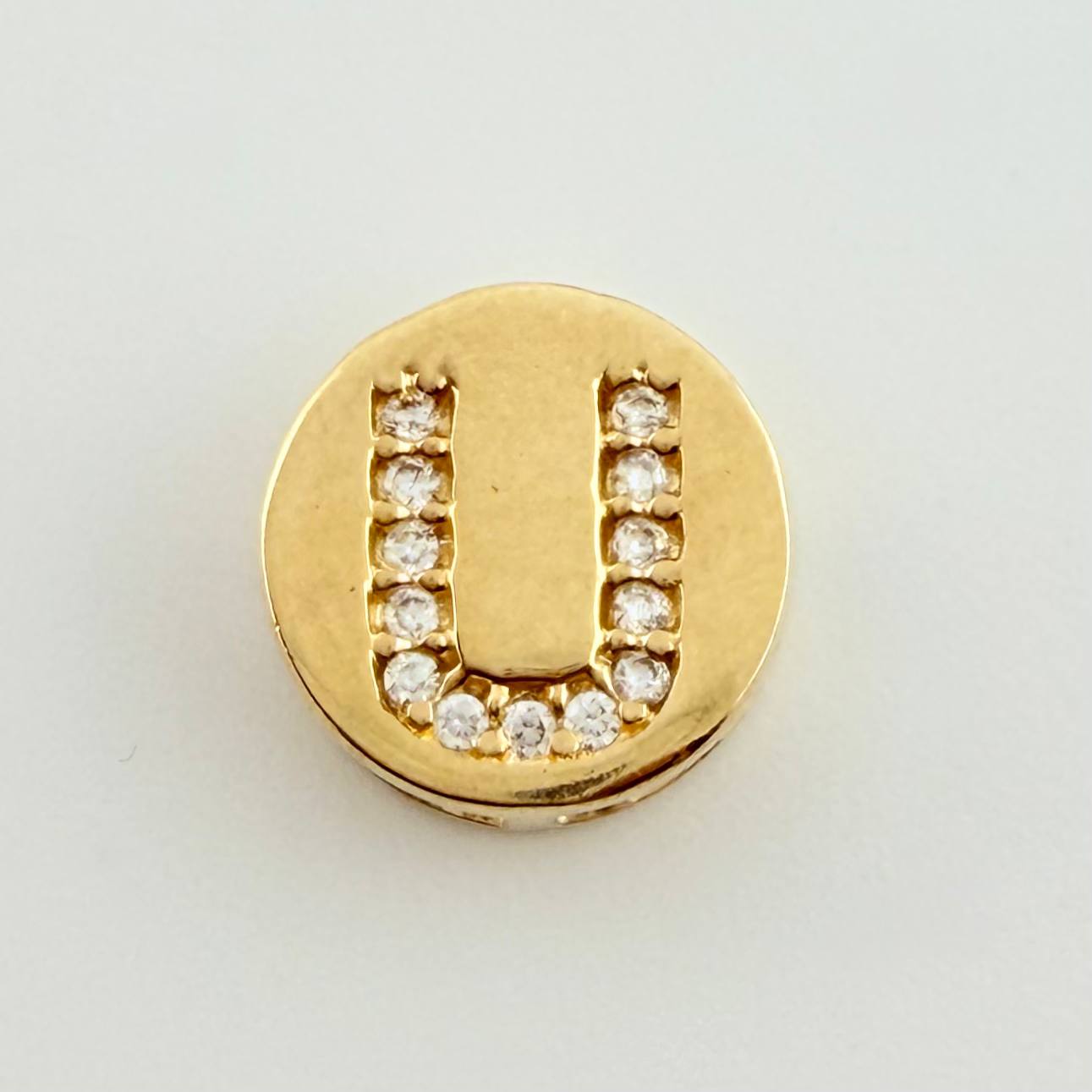 Dije Herraje Letra U 1.4gr / 1cm / Oro Amarillo 18K