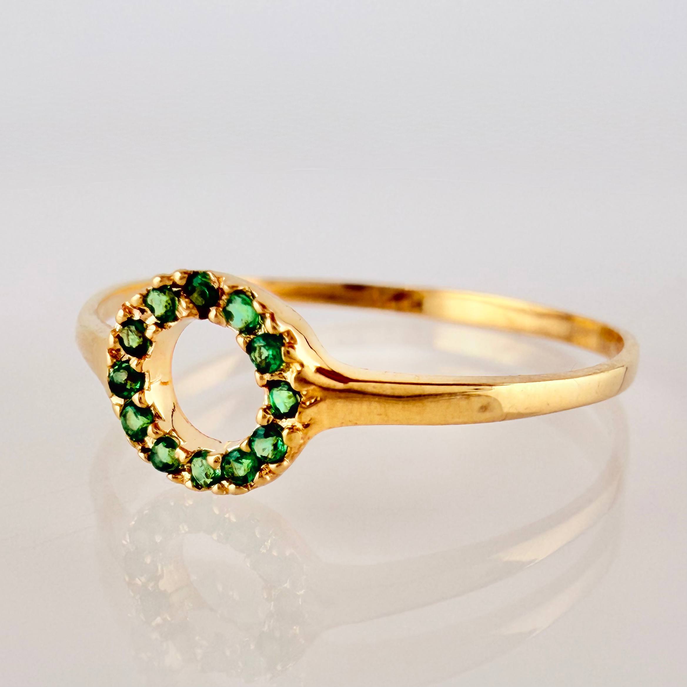 Anillo Circular Tupido 0.9gr / T7 / Oro Amarillo 18K