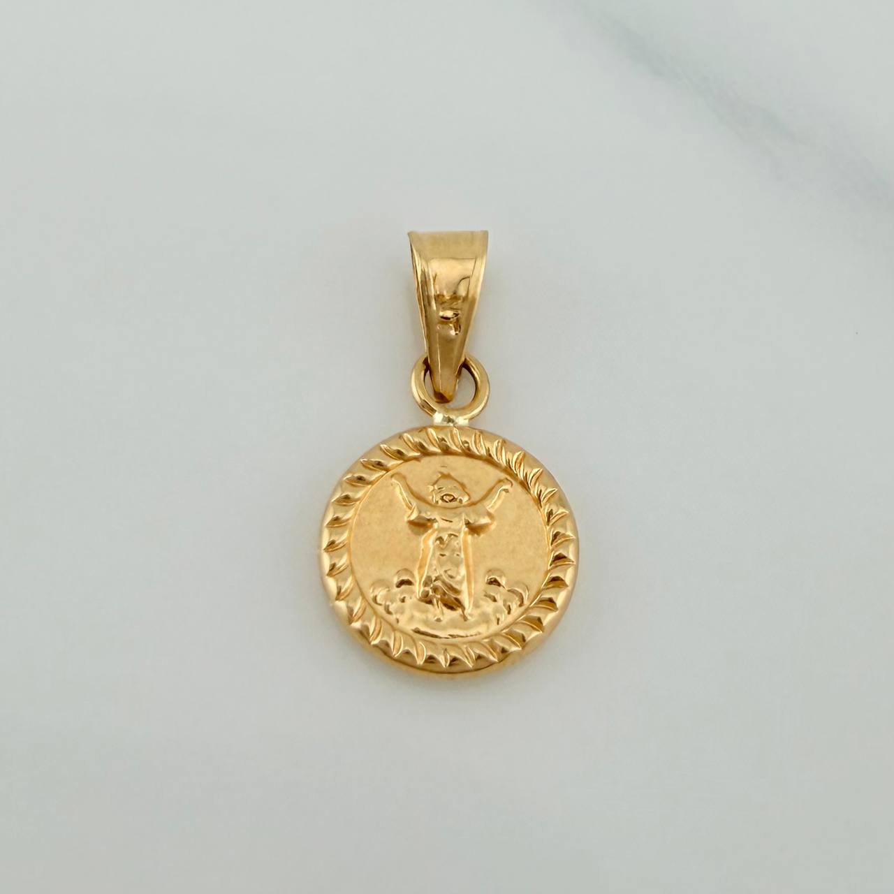 Dije Divino Niño 0.45gr / 1.7cm / Troquelado Oro Amarillo 18K &