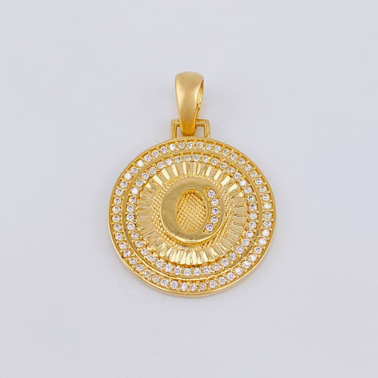 Dije Medalla Letra O 4.8 g / 3 cm Oro Amarillo 18K