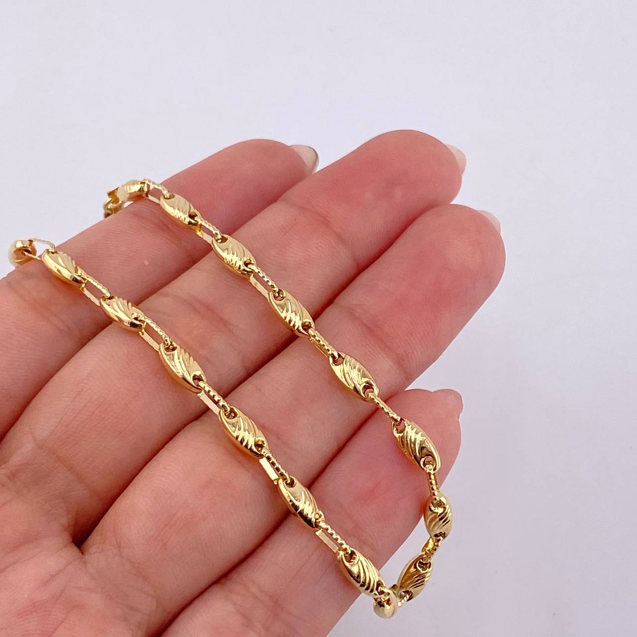 Pulso Rustico Ovalo Rayado 4.2 g / 21 cm / 3,6 mm Oro Amarillo 18K