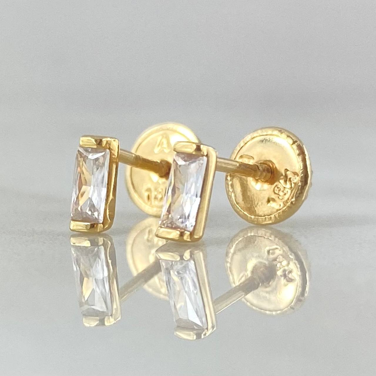 Topos Piedra Rectangular 0.6gr / Oro 18K