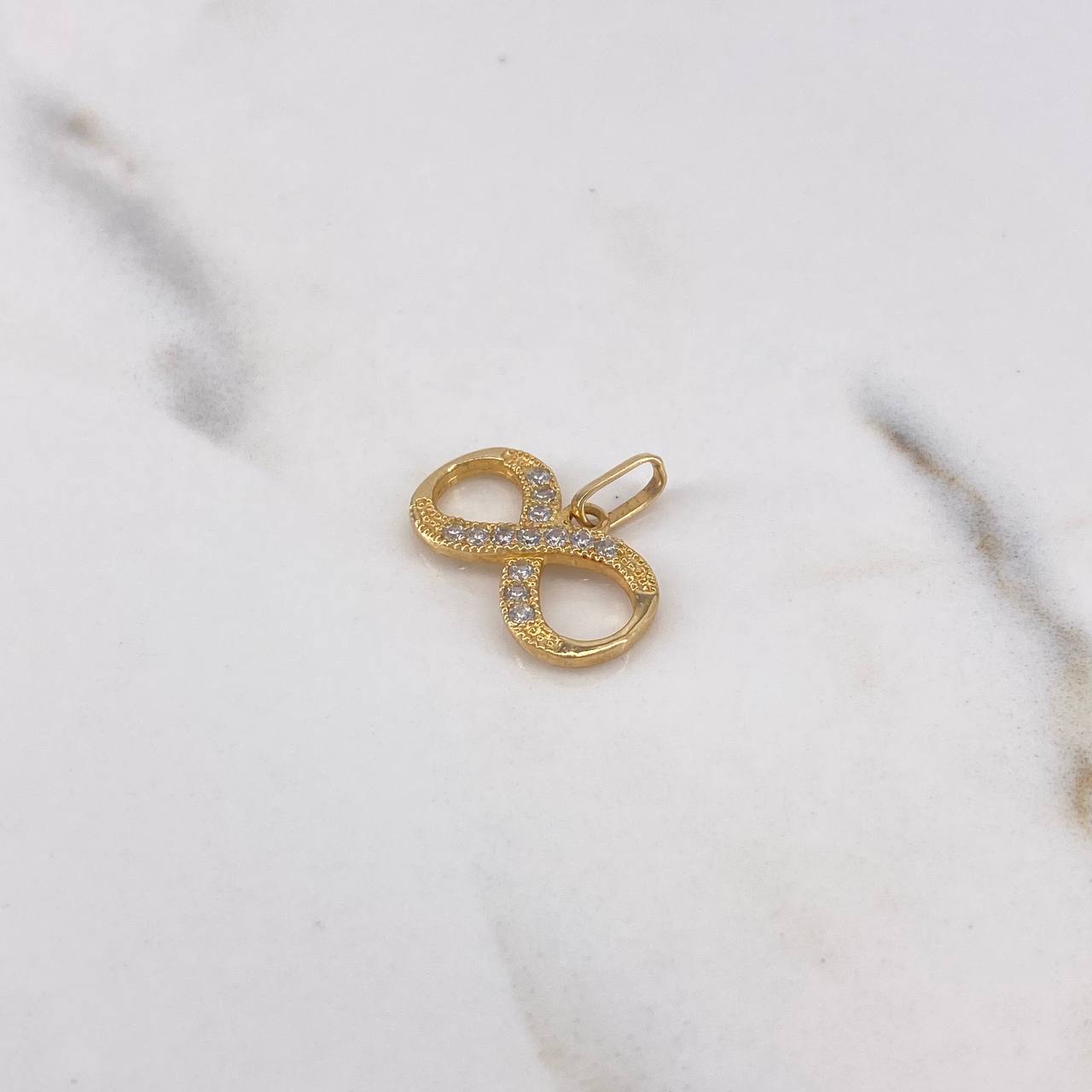 Dije Infinito 1.6gr / 1.5cm / Circones Blancos Oro Amarillo 18K #