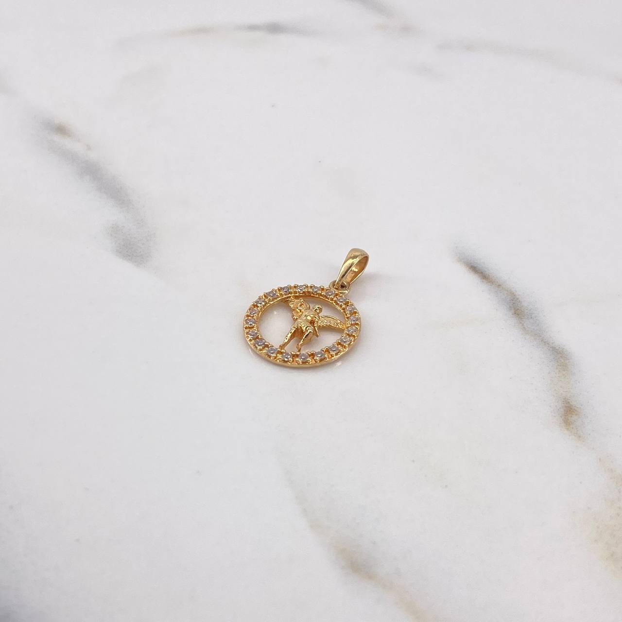 Dije San Miguel Arcangel 1.4gr / 2.1cm / Circones Blancos Oro Amarillo 18K #