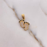 Dije Pies 1.7gr / 2cm / Circones Negros Blancos Oro Amarillo 18K &