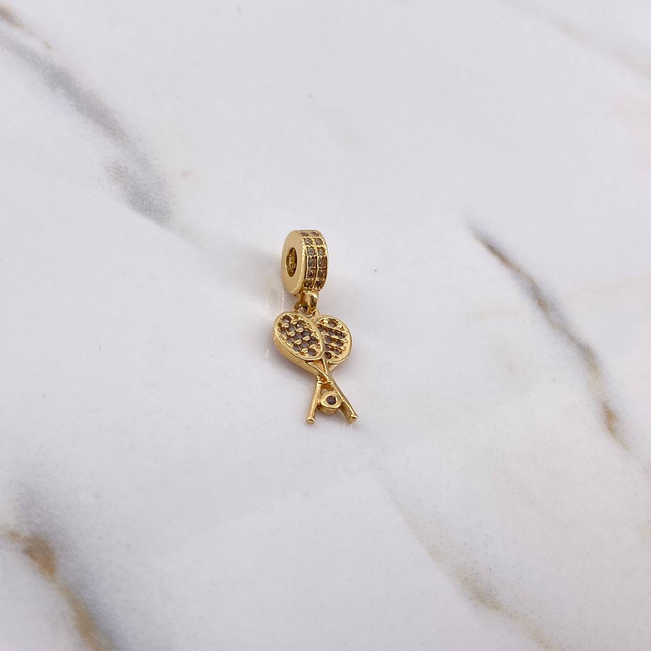 Dije Raquetas 1.95gr / 2.4cm / Circones Azules Blancos Oro Amarillo 18K $