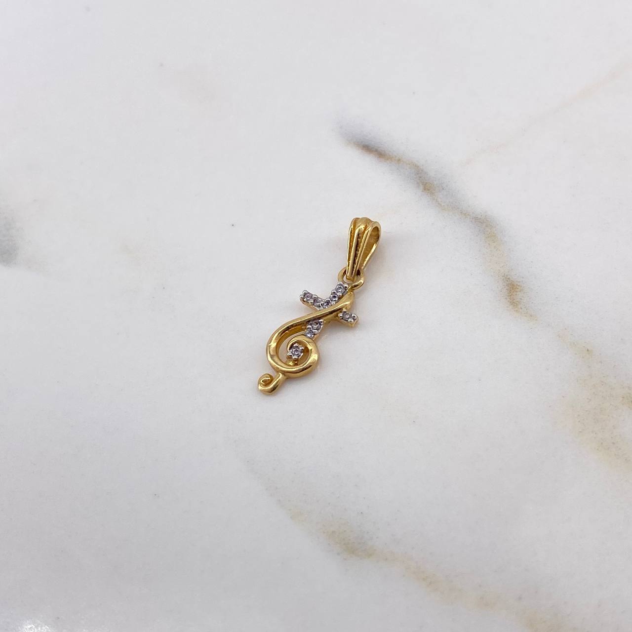 Dije Nota Musical Cruz 1.05gr / 2.2cm / Circones Blancos Dos Oros Amarillo Blanco 18K &