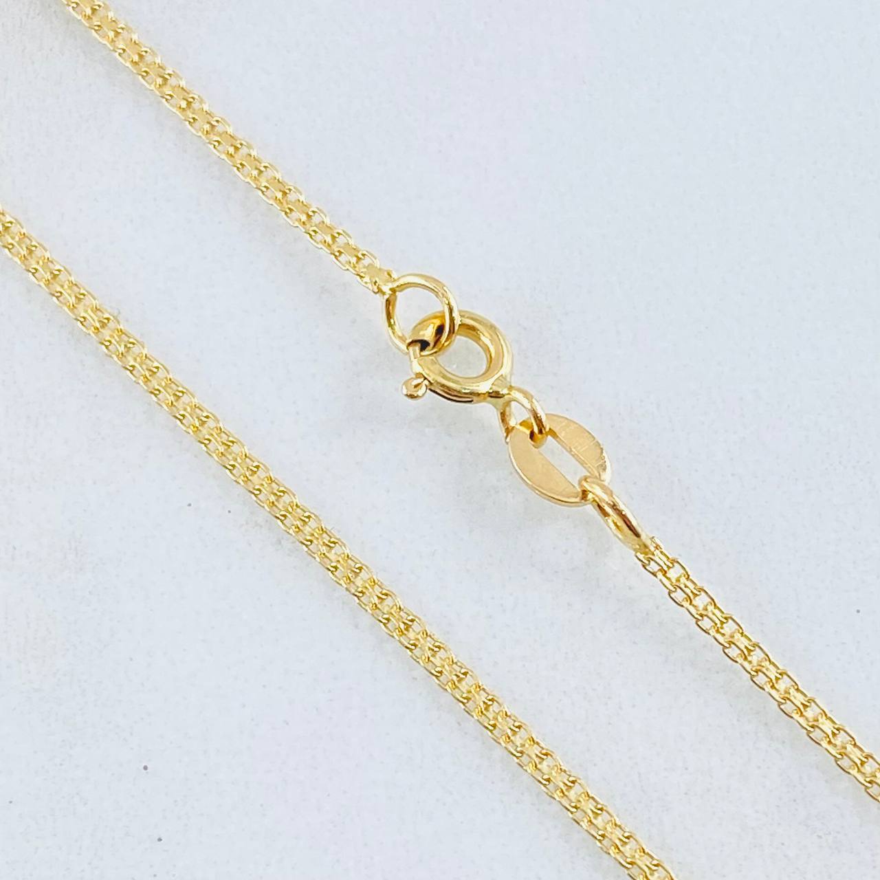 Cadena China 2.6gr / 50cm / Oro Amarillo +1 18K ©