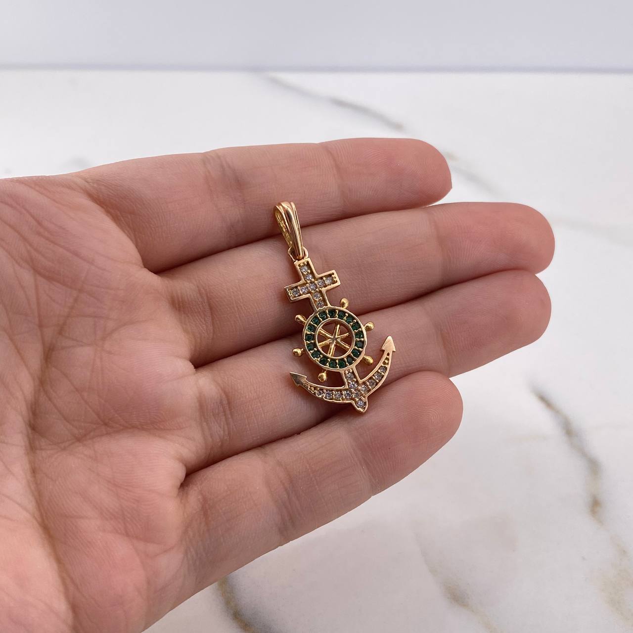 Dije Ancla Timon 2.65gr / 3.5cm / Circones Verdes Blancos Oro Rosa 18K $