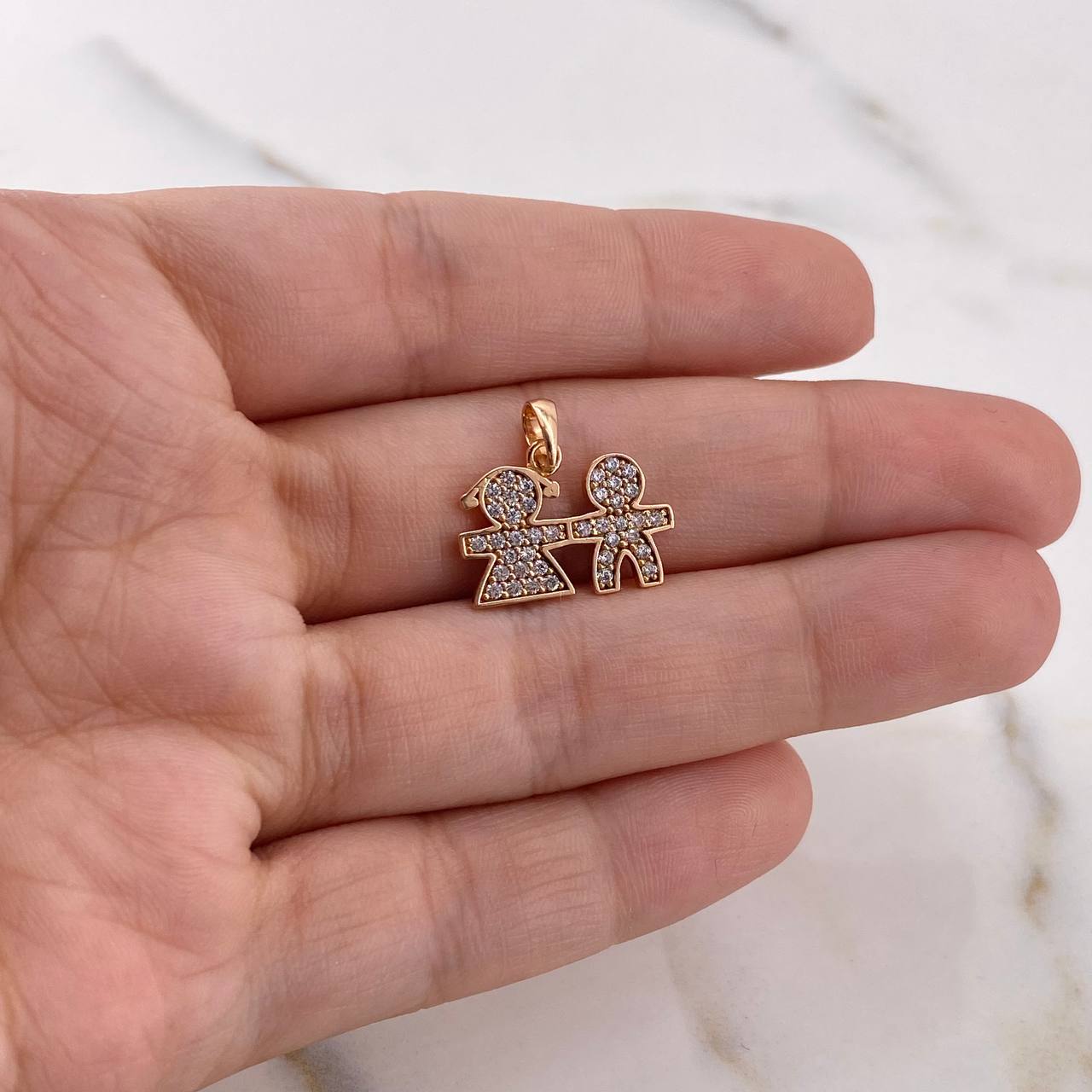 Dije Niño - Niña 1.6gr / 1.6cm / Circones Blancos Oro Rosa 18K $