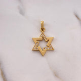Dije Estrella De David 2.05gr / 2.9cm / Circones Blancos Oro Amarillo 18K $