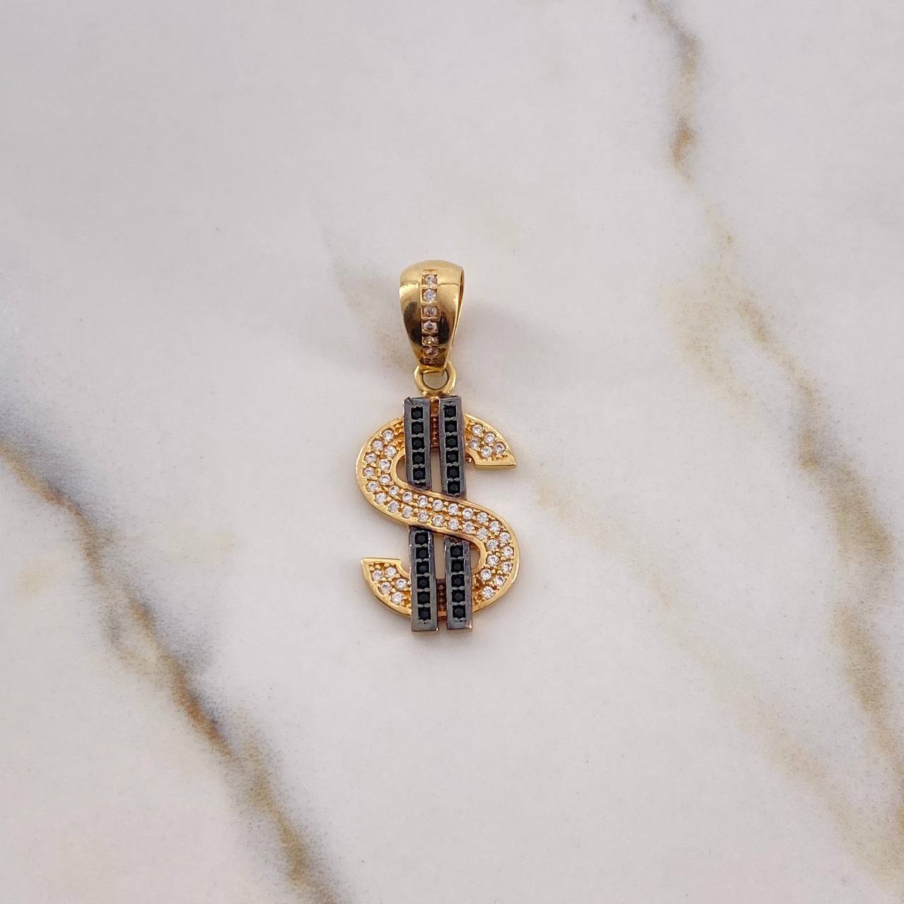 Dije Signo Dólar 2.7gr / 3cm / Circones Negros Blancos Oro Amarillo 18K $