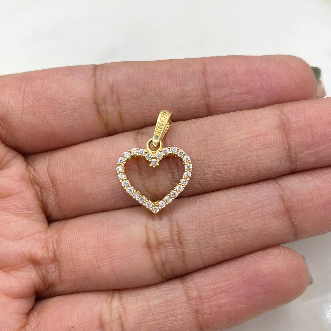 Dije Silueta Corazon 1.45gr / 2cm / Doble Faz Circones Azules Blancos Oro Amarillo 18K #