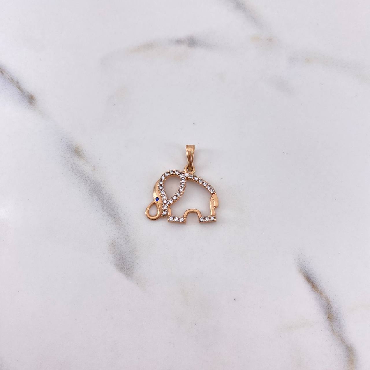 Dije Silueta Elefante 1.6gr / 2cm / Circones Azul Blancos Oro Rosa 18K $