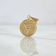 Dije San Miguel Arcangel 0.8gr / 2.1cm / Circulo Texturizado - Cargador Liso Oro Amarillo 18K ©