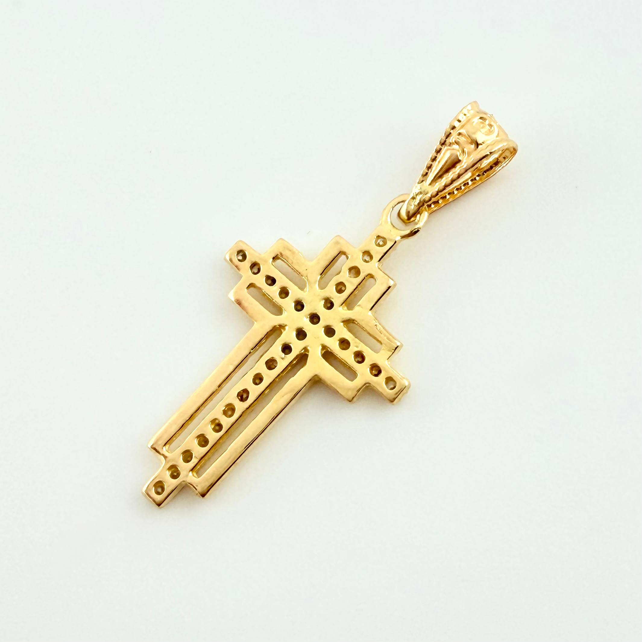 Dije Cruz Latina Superpuesta 1gr / 1.7cm / Oro Amarillo 18K ©