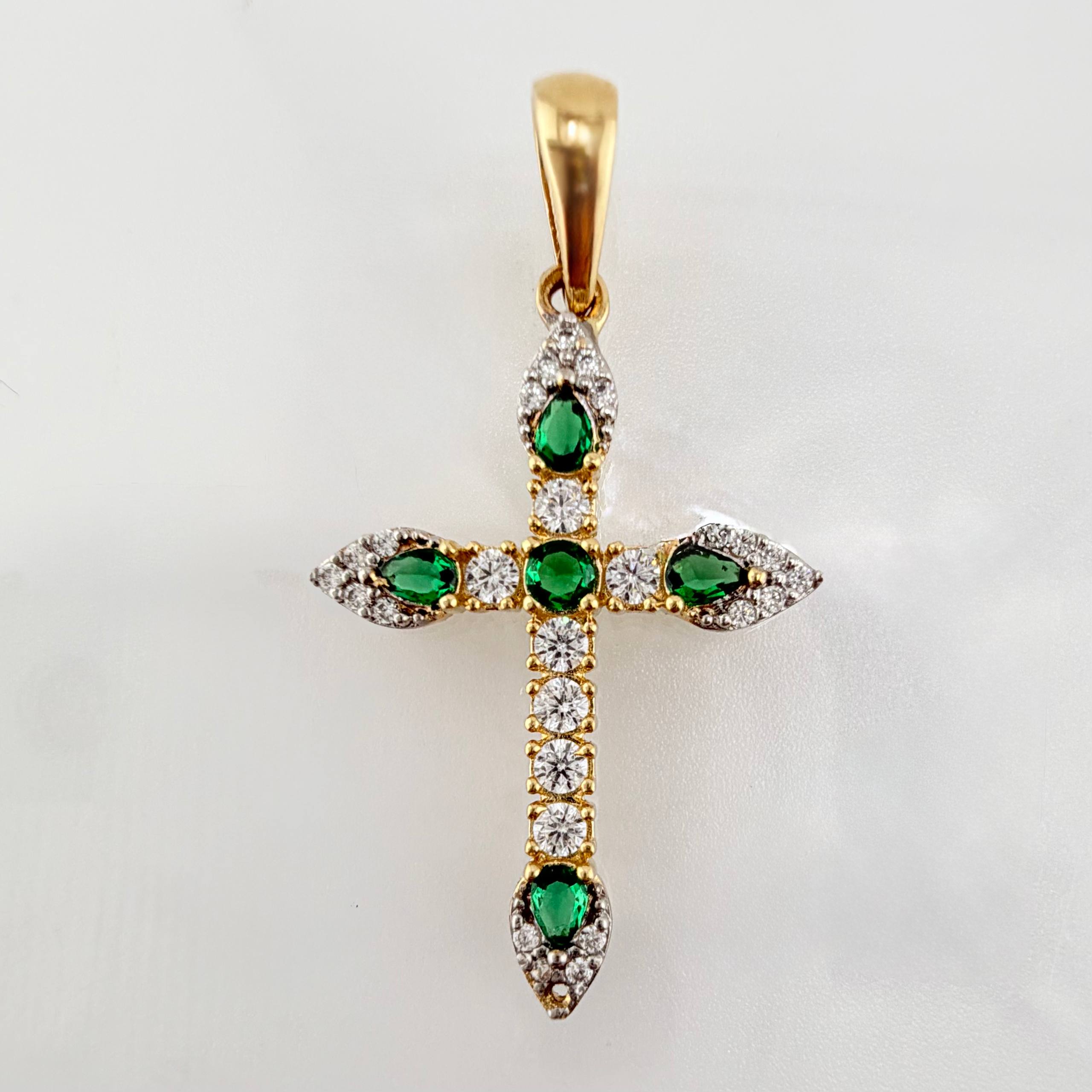 Dije Cruz 1.95gr / 3.4cm / Dos Oros Amarillo Blanco 18K ©