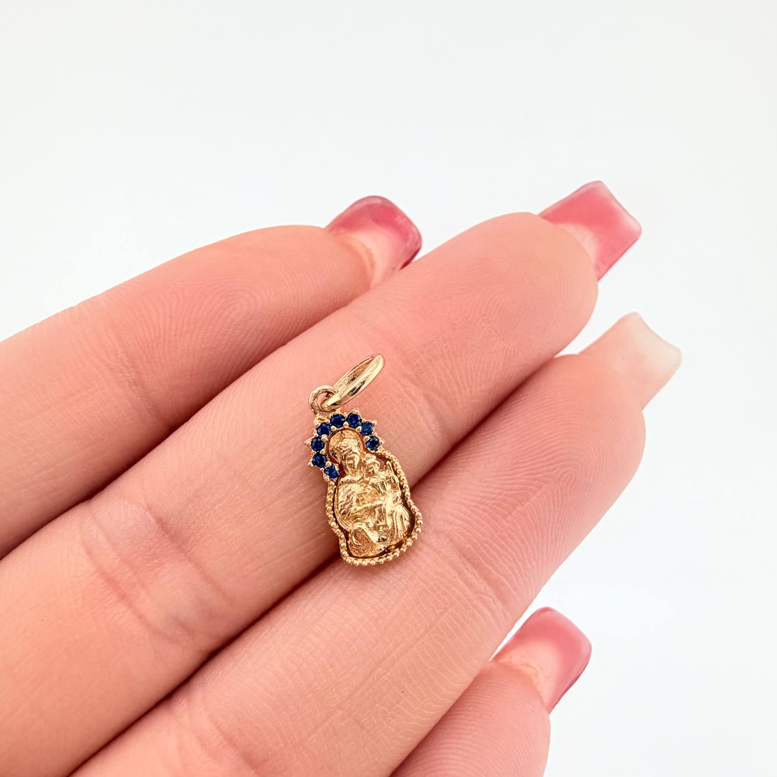 Dije Virgen Del Carmen 1.1gr / 1.8cm / Oro Amarillo 18K ©