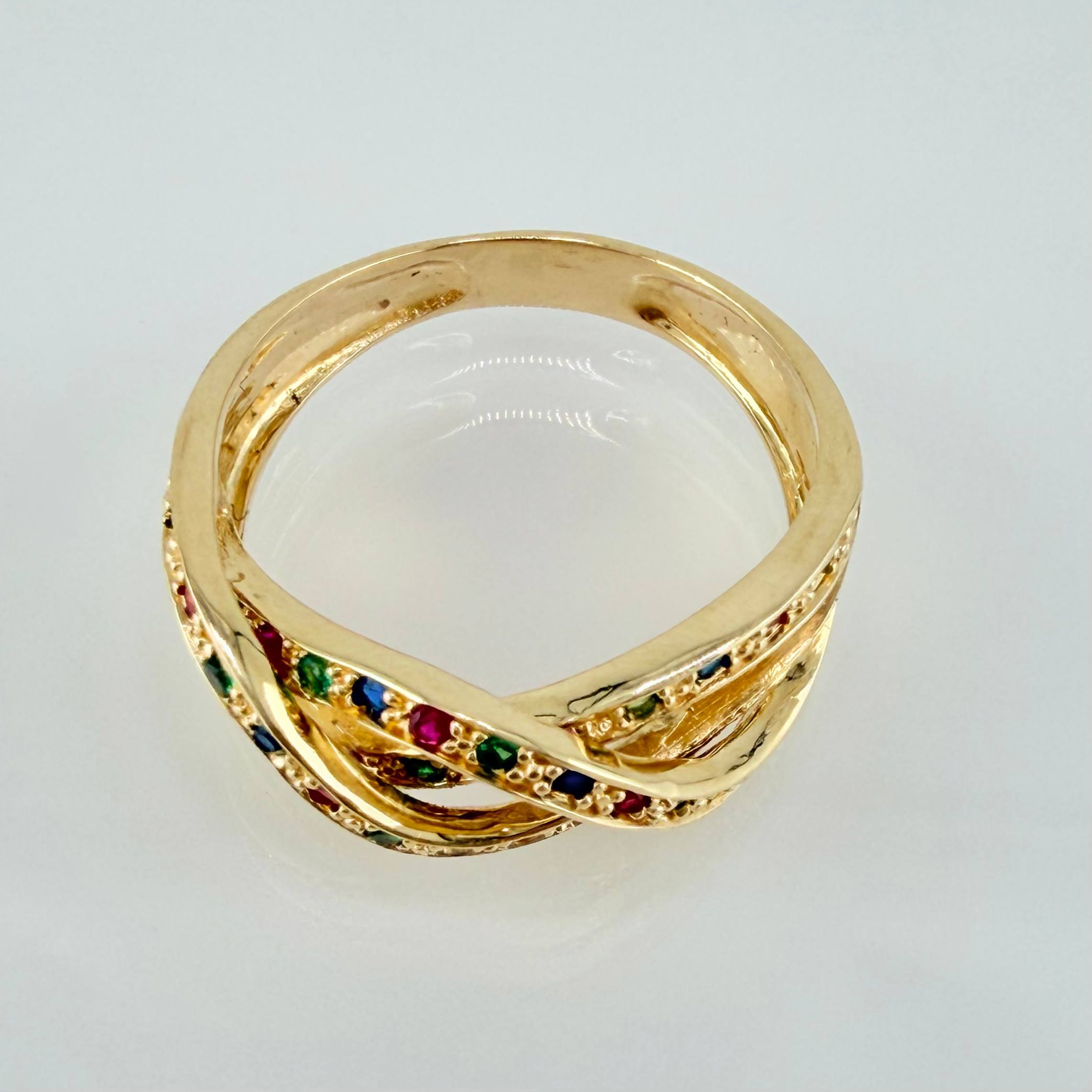 Anillo Carriles Entrelazados 4.35gr / T7 1/4 / Oro Amarillo 18K